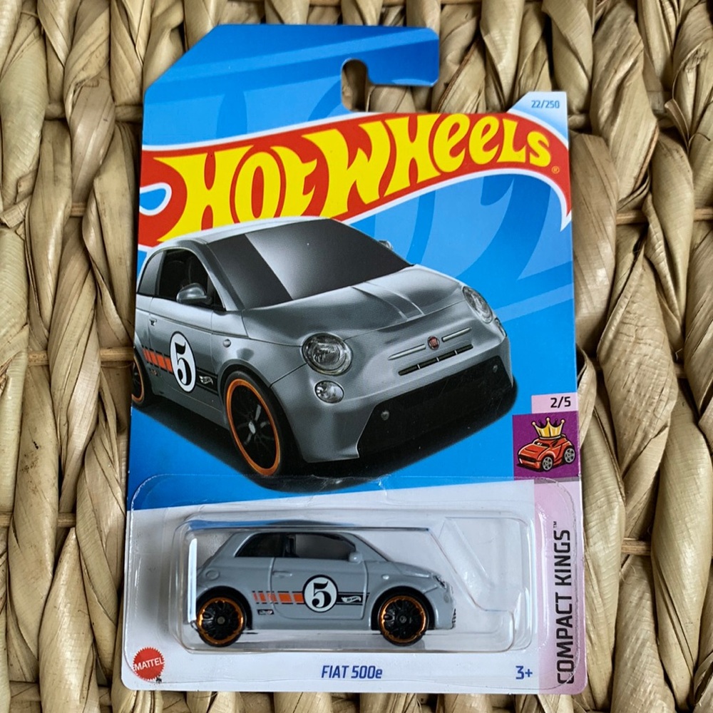 Hot Wheels EV Car Fiat 500e Compact Kings Hotwheels Mattel Electric Vehicle New